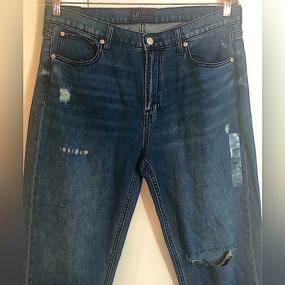Gap Boyfriend Jeans New With Tags Woman’s Size 10/30
